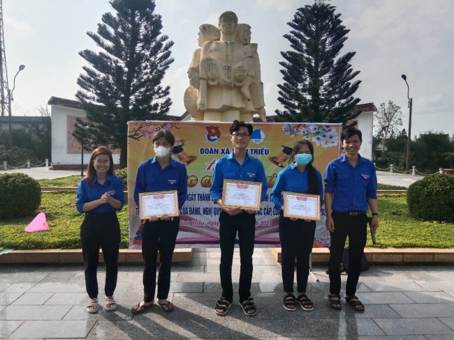 Đoàn Thanh niên - Hội LHTN xã Bình Triều tổ chức Hội thi Rung chuông vàng
