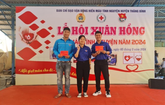 Đoàn thị trấn Hà Lam tham gia Lễ hội xuân hồng - Hiến máu tình nguyện năm 2024