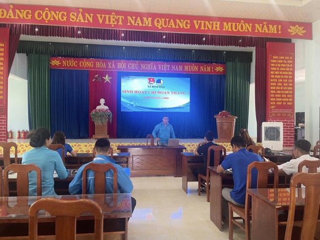 Tuổi trẻ xã Bình Đào tổ chức sinh hoạt chi đoàn thôn Phước Long