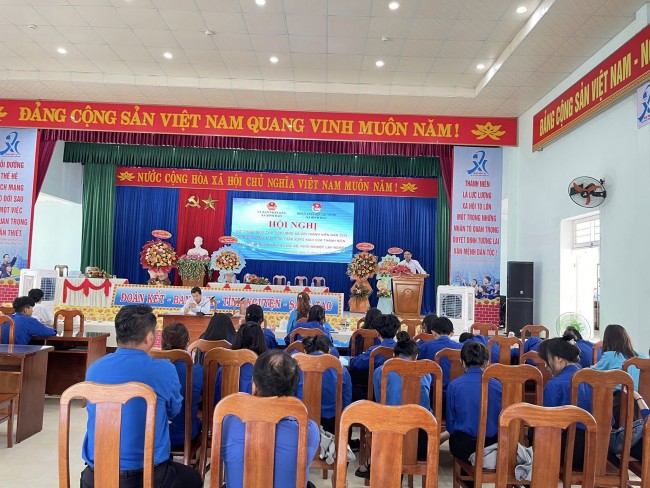 Bình Đào tổ chức Hội nghị đối thoại giữa Chủ tịch UBND với đoàn viên, thanh niên theo Luật Thanh Niên năm 2020
