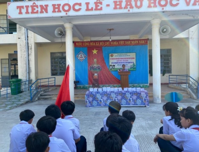 Liên đội THCS Chu Văn An tổ chức  Kỉ niệm 83 năm ngày thành lập Đội TNTP Hồ Chí Minh và Tuyên dương Đội viên xuất sắc, cháu ngoan Bác Hồ
