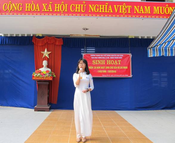 Thí sinh Trịnh Thị Thu Hoài, đạt giải nhất tại Hội thi