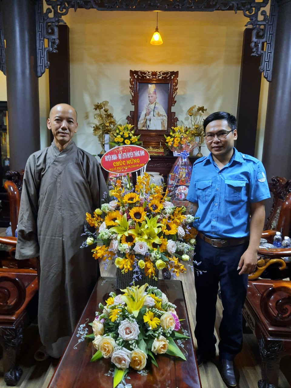 Thăm và chúc mừng Ban trị sự Giáo hội Phật giáo huyện nhân Đại lễ Phật Đản PL 2564 – DL 2020