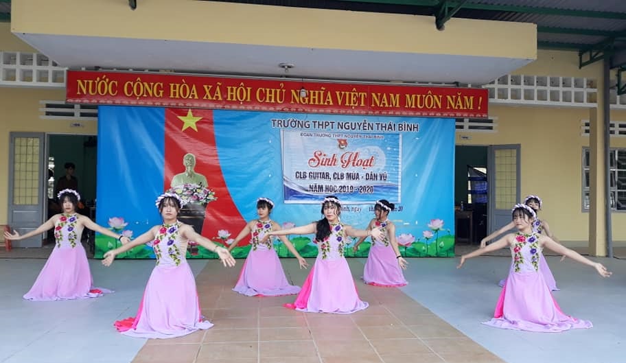 ĐVTN Trường THPT Nguyễn Thái Bình được trau dồi kỹ năng thông qua hoạt động sinh hoạt ngoại khóa