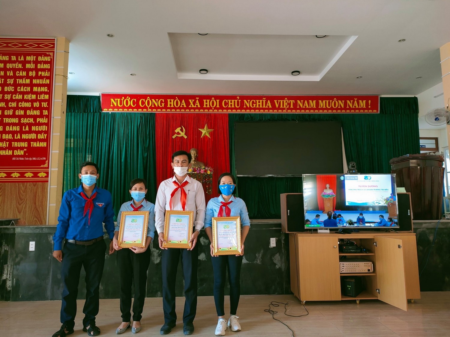 Đoàn xã Bình Quý tổ chức hoạt động kỷ niệm 80 năm ngày thành lập Đội TNTP Hồ Chí Minh (15/5/1941-15/5/2021))
