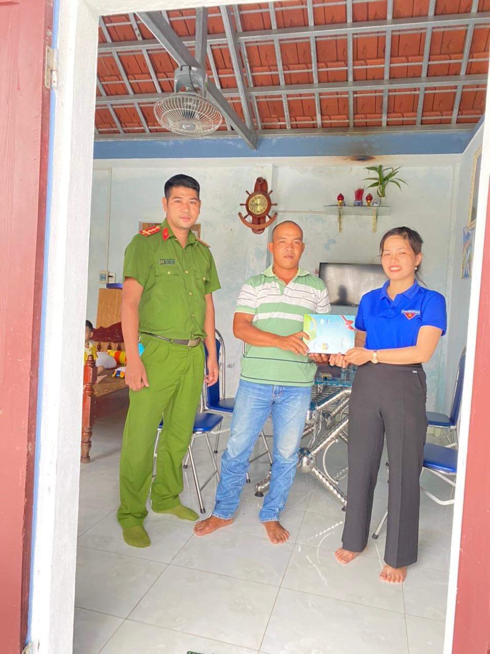 Hà Lam Đoàn nhận giúp đỡ, cảm hóa thanh niên yếu thế trên địa bàn thị trấn Hà Lam