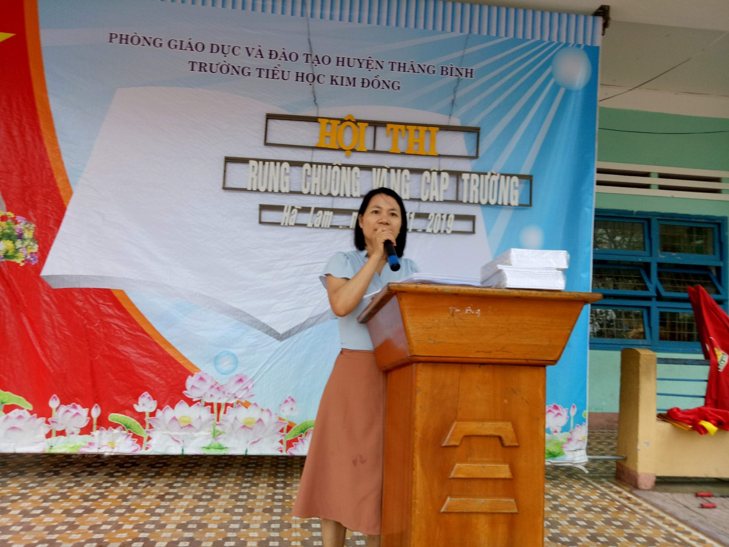 Kim Đồng tổ chức hội thi Rung chuông vàng kỷ niệm 37 năm Ngày Nhà giáo Việt Nam