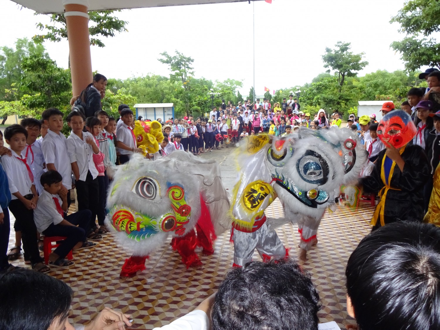 Liên đội trường Hoàng Diệu tổ chức hội thi múa lân