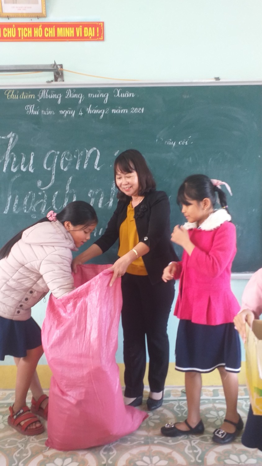 Liên đội Nguyễn Văn Cừ thực hiện "Kế hoạch nhỏ" năm học 2020-2021