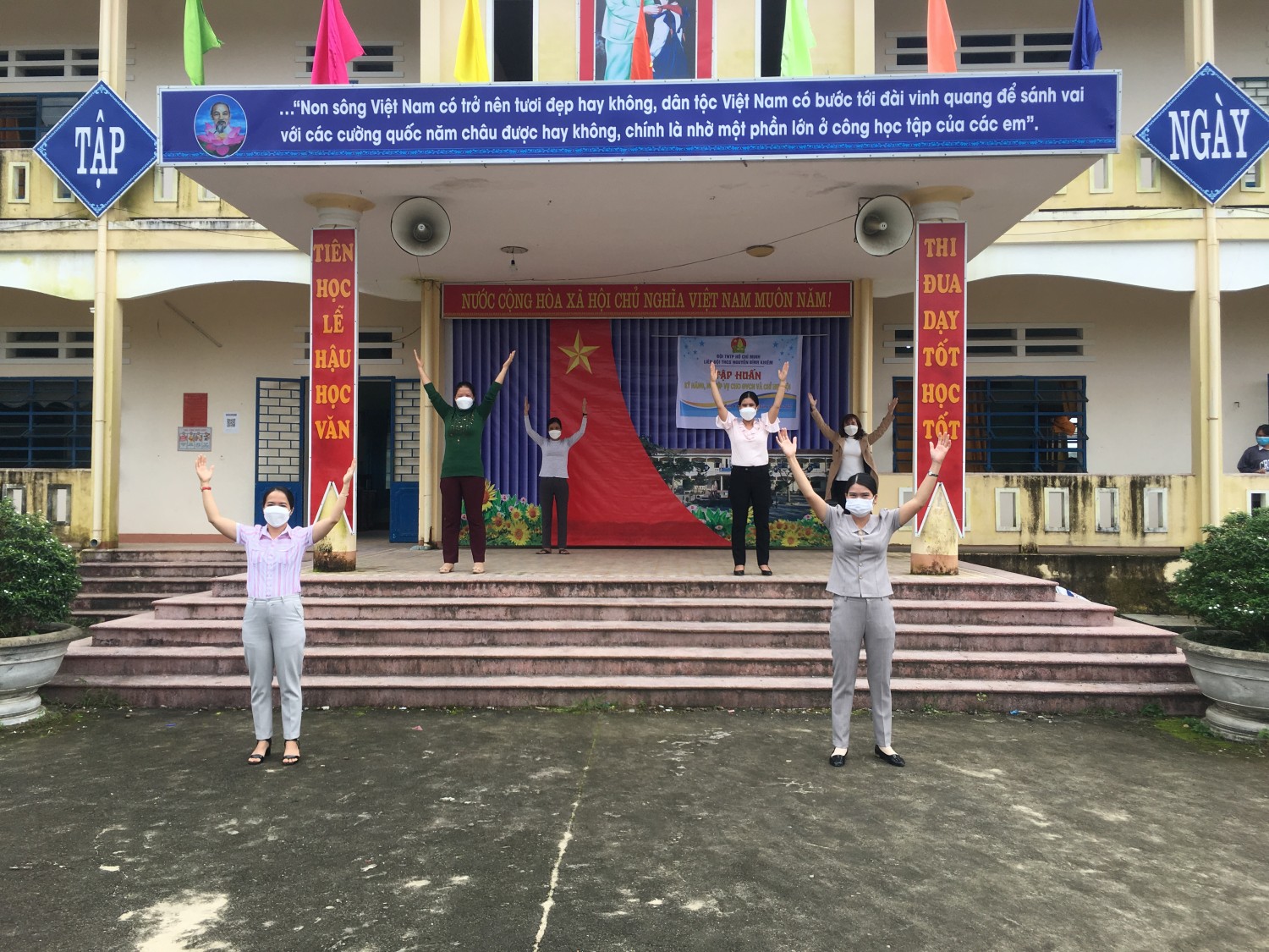 Liên đội THCS Nguyễn Bỉnh Khiêm tổ chức tập huấn Công tác Đội  cho Giáo Viên chử nhiệm và Ban chỉ huy Liên đội