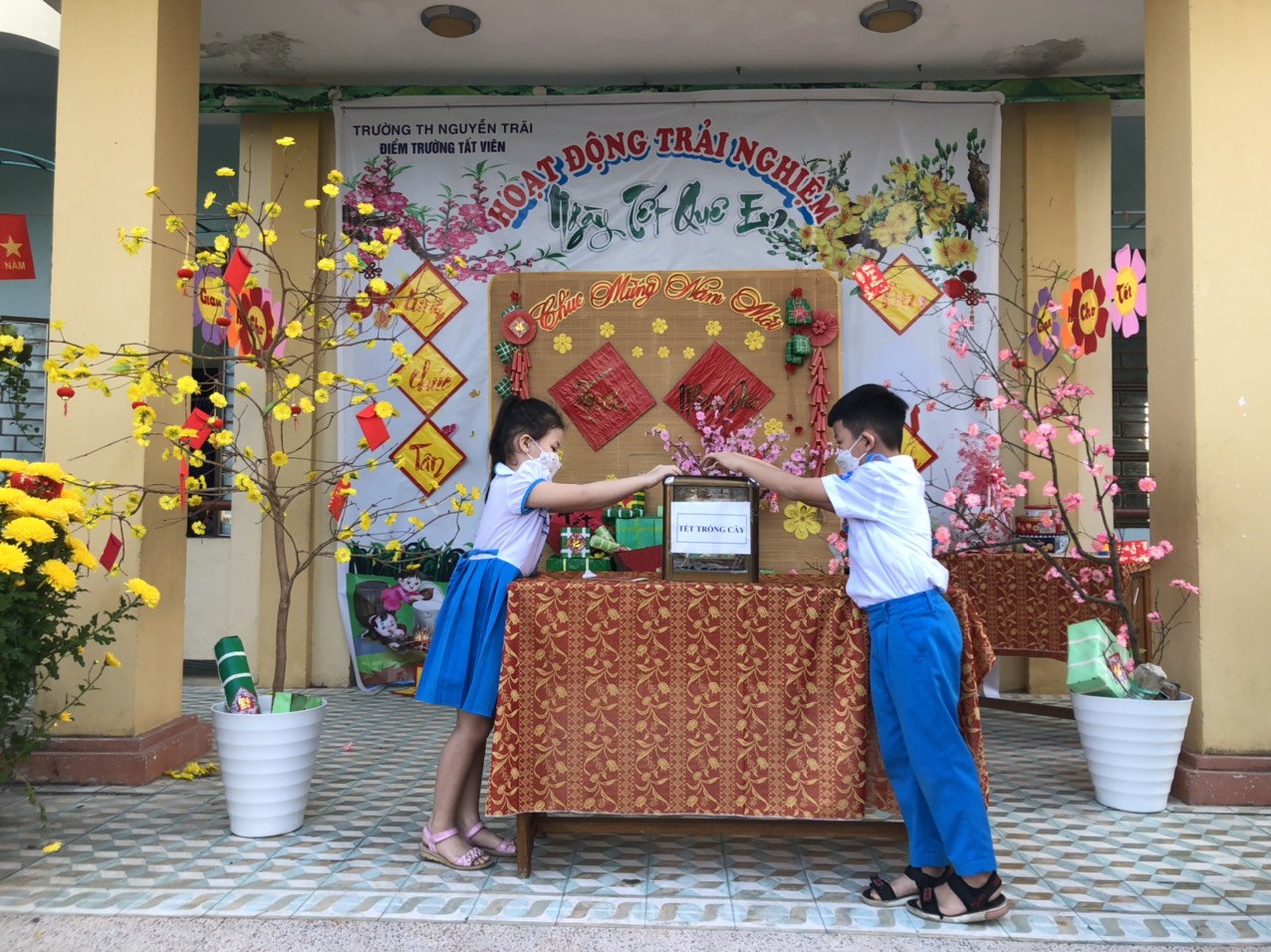Liên đội Trường Tiểu học Nguyễn Trãi phát động phong trào tết trồng cây- xanh hóa trường học