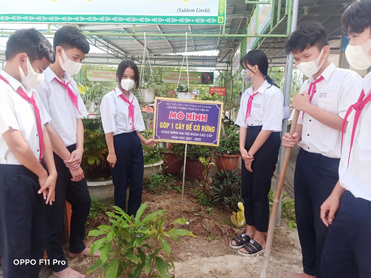 Liên đội THCS Chu Văn An thực hiện CTMN "Góp một cây để có rừng"