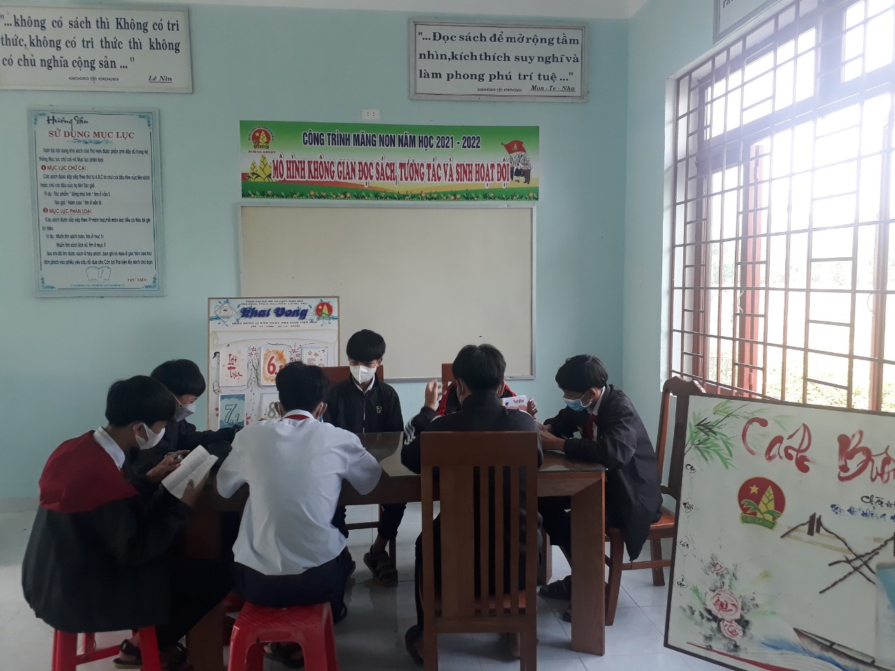 Liên đội TH&THCS Nguyễn Công Trứ hoàn thành mô hình không gian đọc sách tương tác và sinh hoạt đội năm học 2021-2022