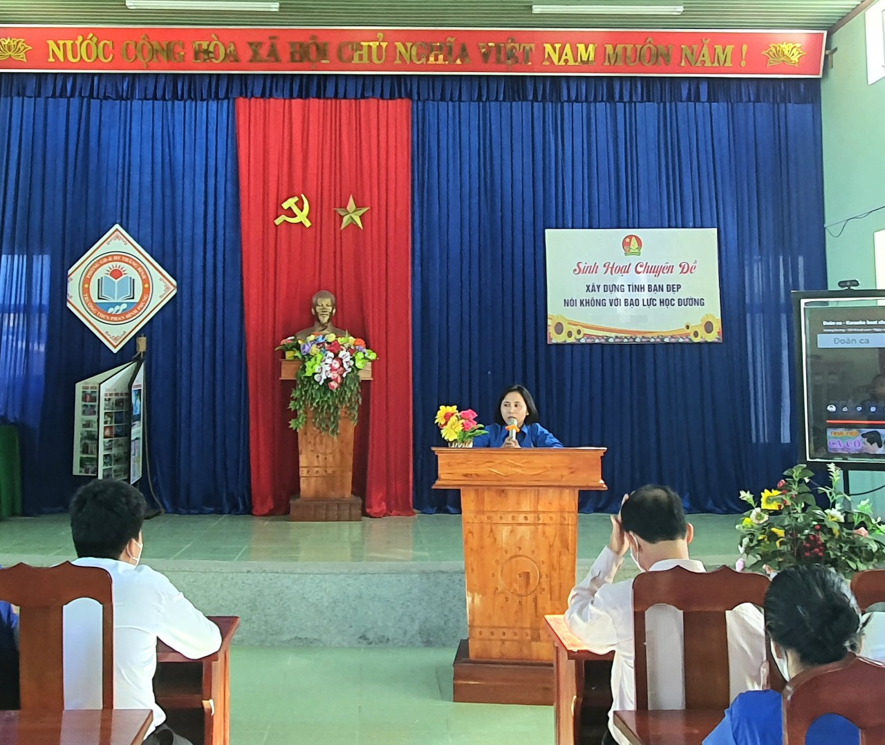 Đồng chí Nguyễn Thị Lin - Phó Bí thư Đoàn xã, Chủ tịch Hội đồng Đội xã