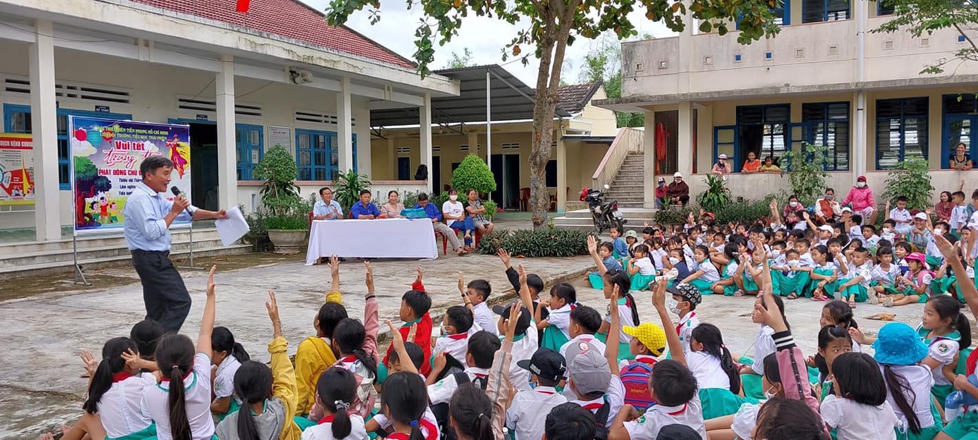 Liên đội Trường Tiểu học Thái Phiên Tổ chức Vui Tết Trung Thu, phát động Chủ đề năm học 2022- 2023