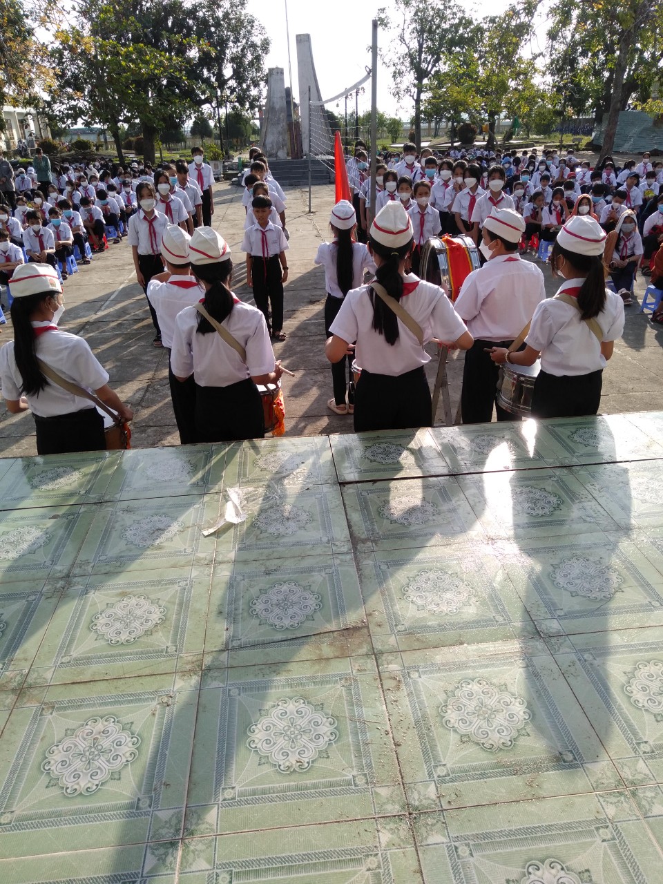 Liên đội THCS Phan Châu Trinh tổ chức tập huấn kĩ năng, nghiệp vụ công tác Đội cho ban chỉ huy Liên, Chi đội và sao múa hát