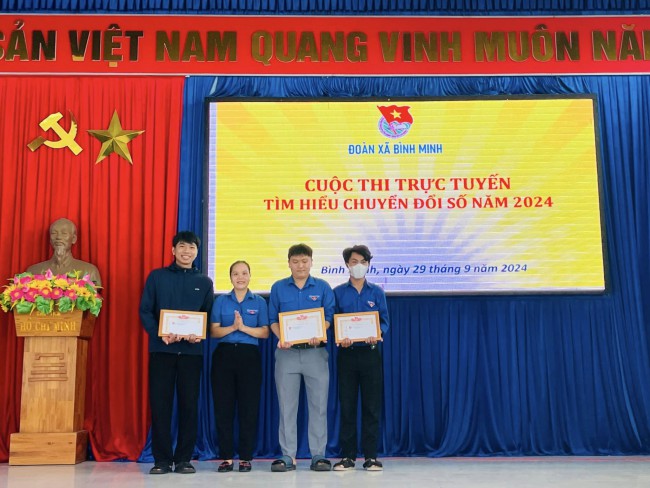 Bình Minh: Tổng kết và trao giải cuộc thi "Dấu ấn nhiệm kỳ" năm 2024